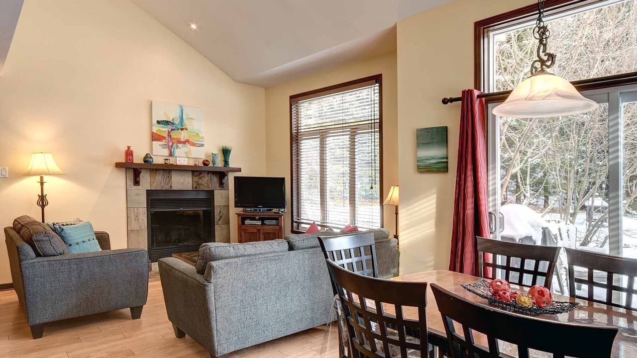 Photo of Livingroom in Mont-Tremblant