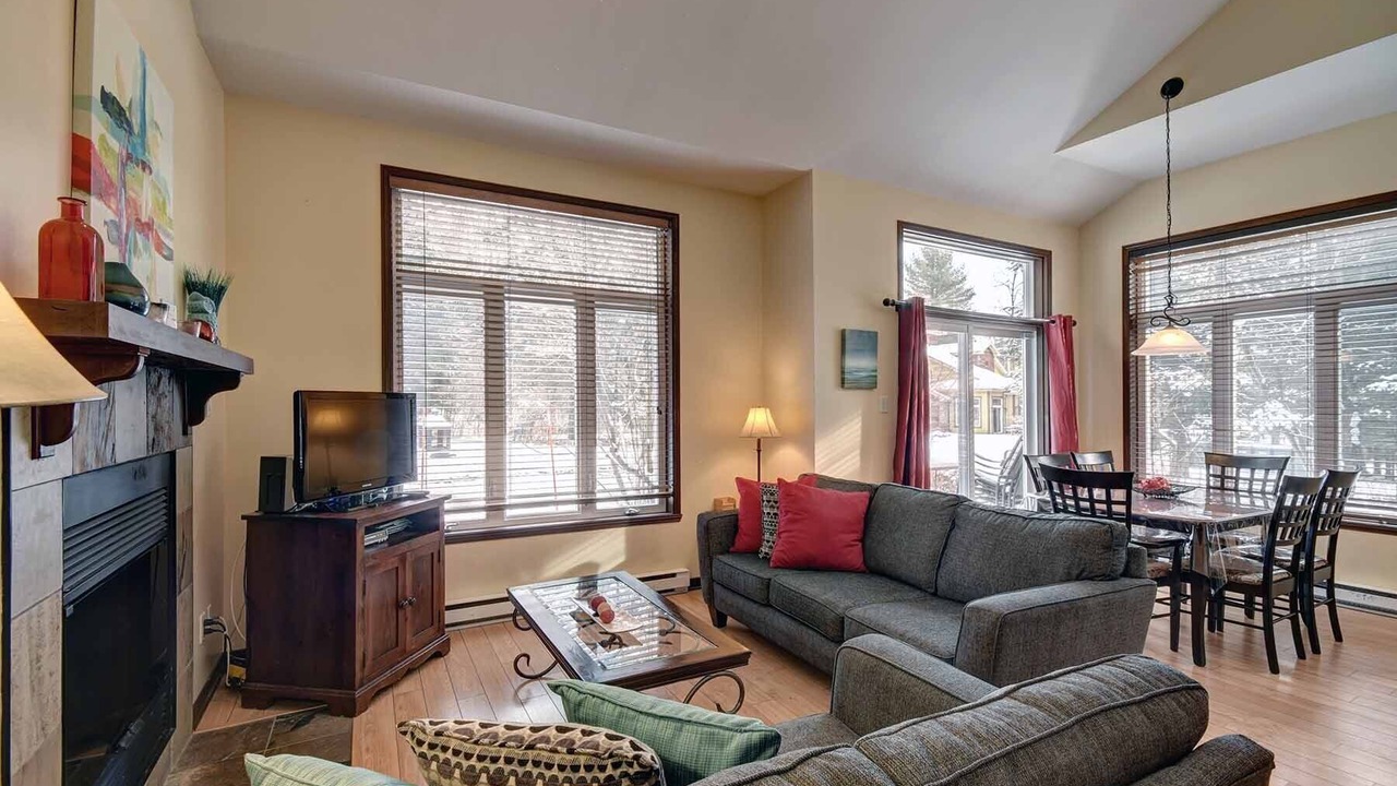 Photo of Livingroom in Mont-Tremblant