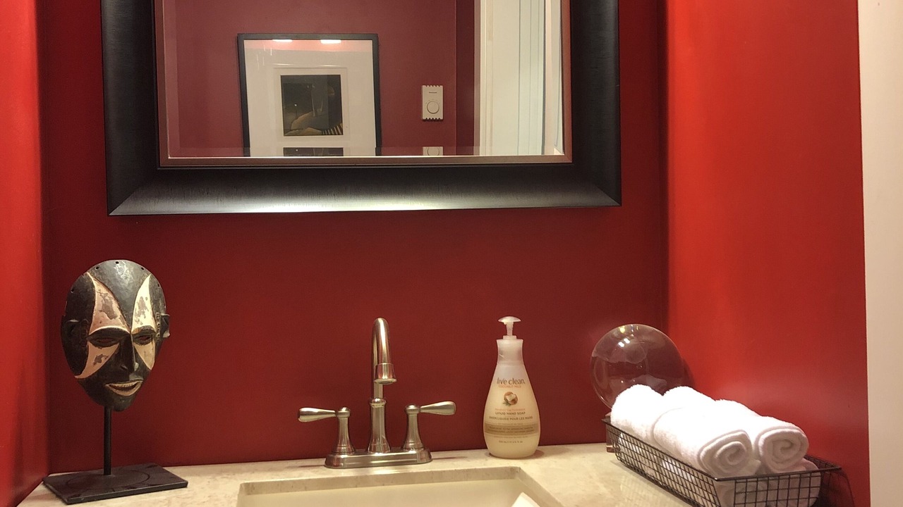 Photo of Bathroom in Coal Harbour