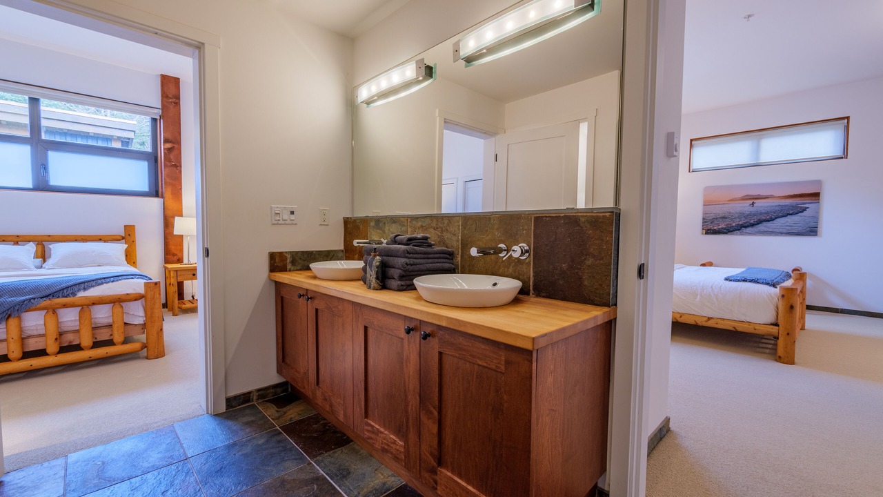 Photo of Bedroom in Ucluelet