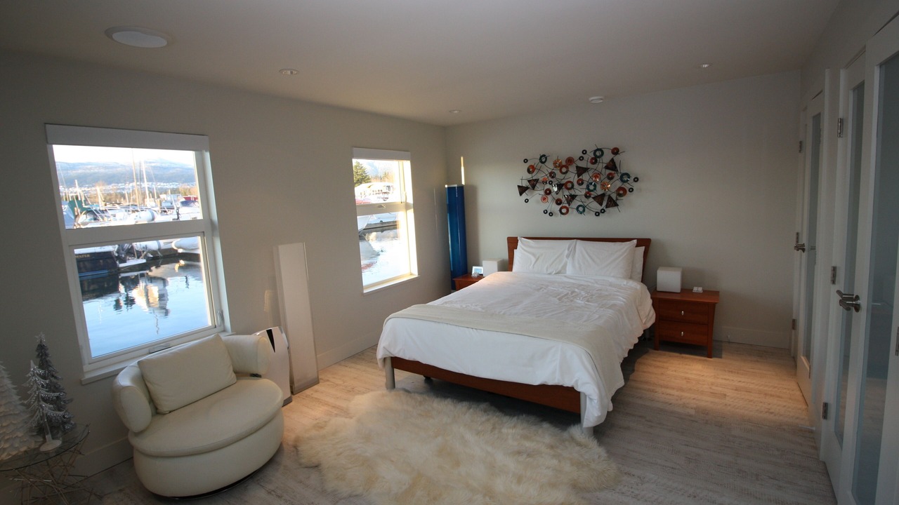 Photo of Bedroom in Lower Lonsdale