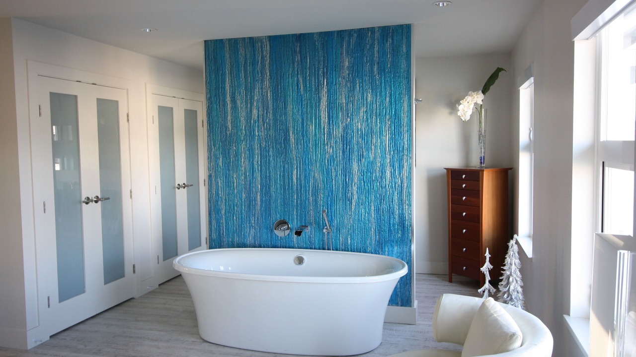 Photo of Bathroom in Lower Lonsdale