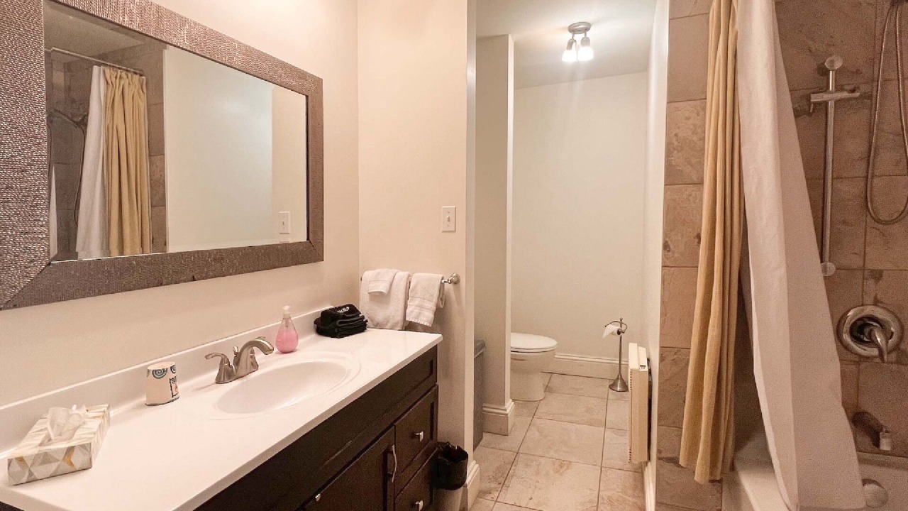 Photo of Bathroom in Lower Town