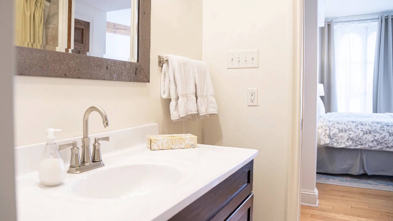 Photo of Bathroom in Lower Town