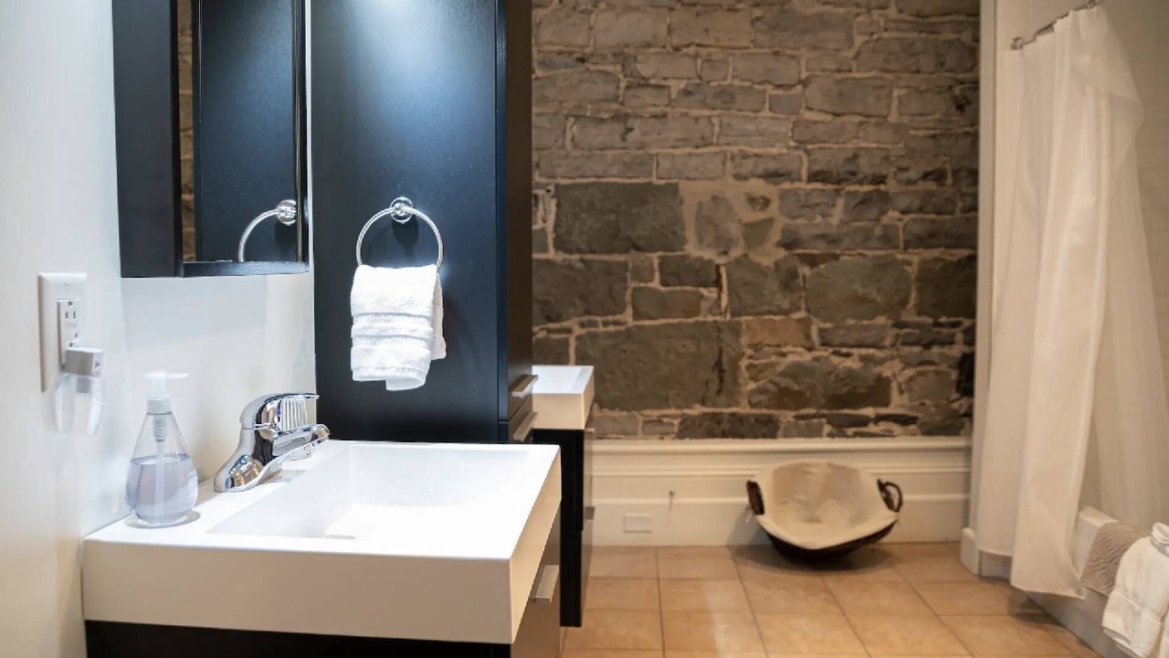 Photo of Bathroom in Lower Town