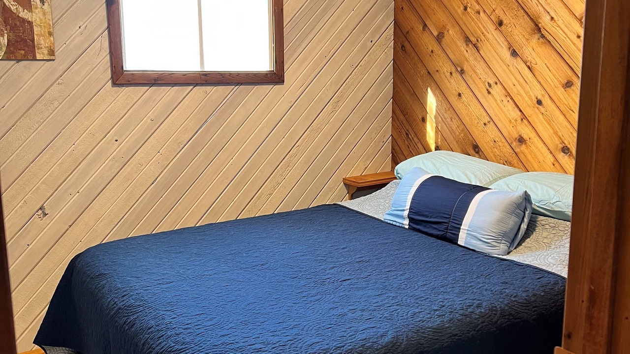 Photo of Bedroom in Wasagaming
