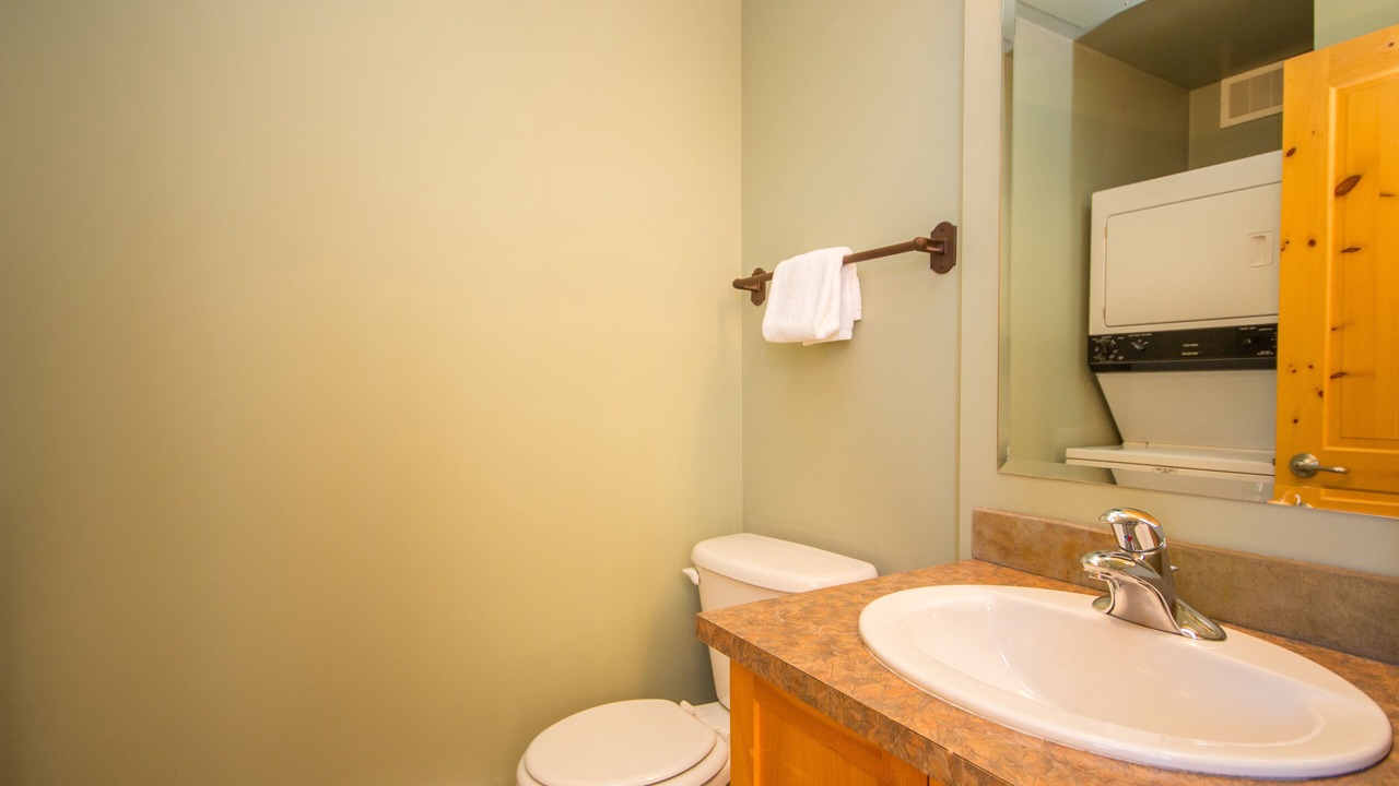 Photo of Bathroom in Big White Ski Resort