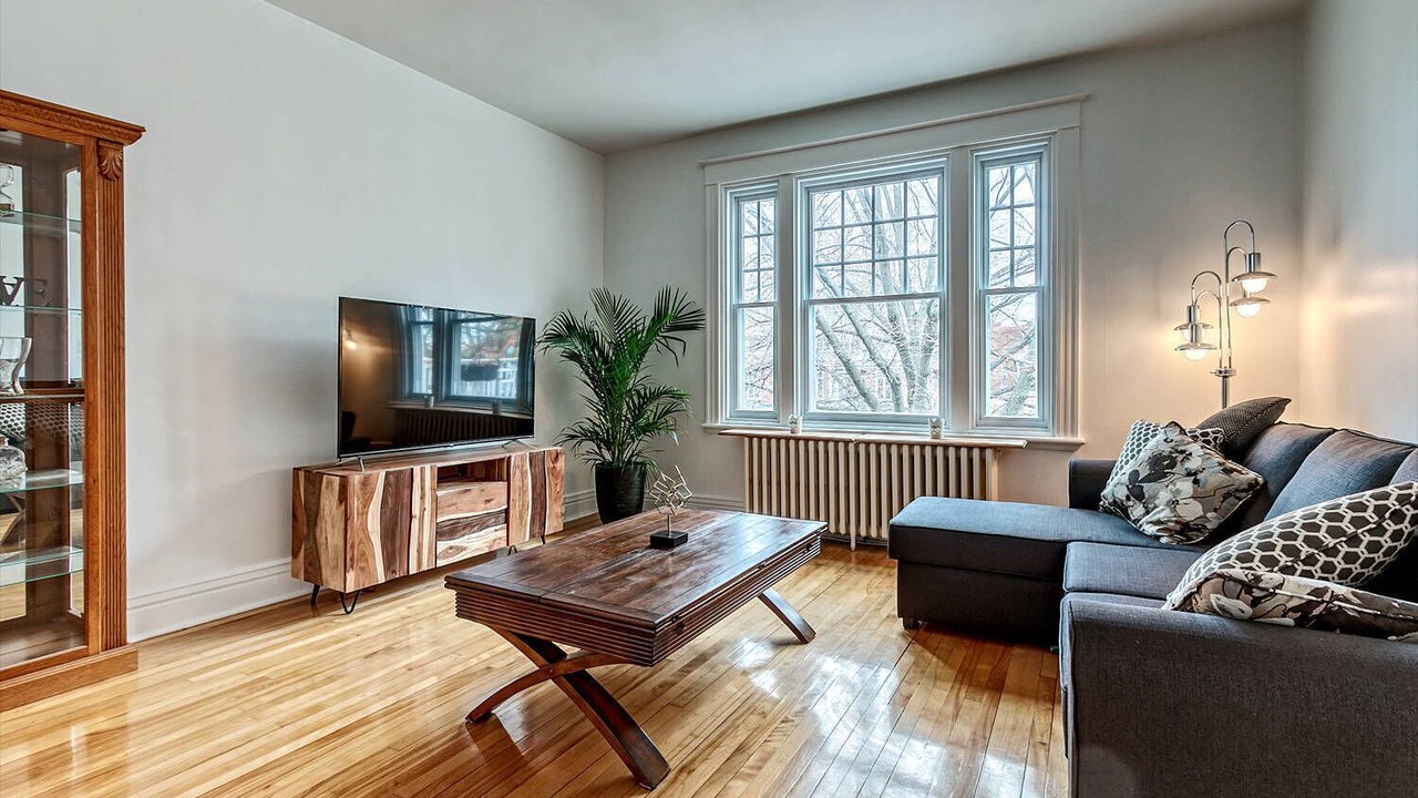 Photo of Livingroom in Montcalm