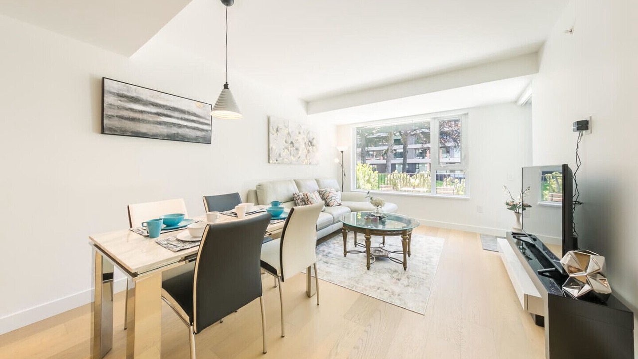 Photo of Livingroom in Kerrisdale