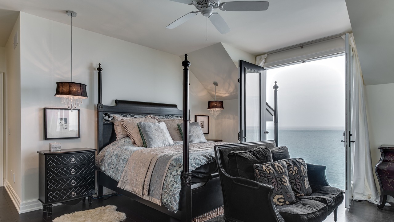 Photo of Bedroom in Port Dalhousie