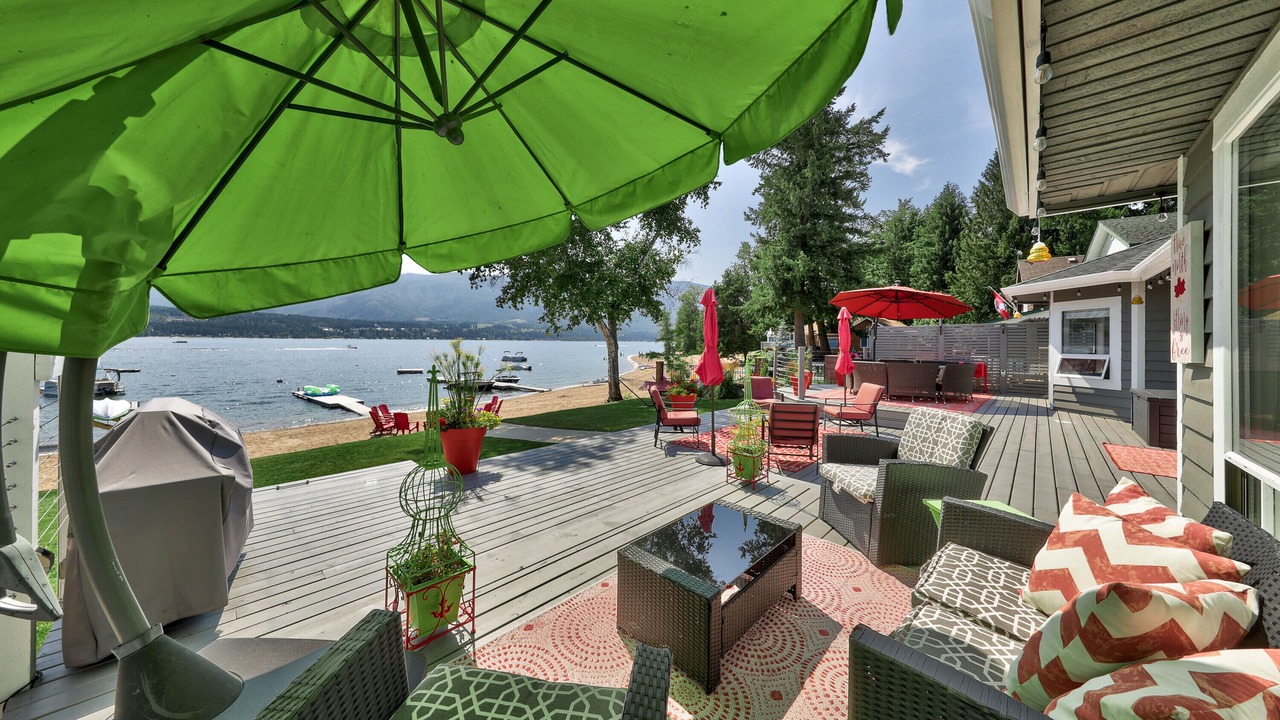 Photo of Patio Balcony in Scotch Creek