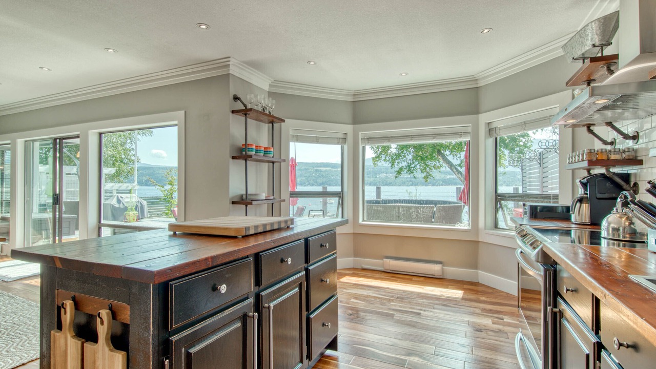 Photo of Kitchen in Scotch Creek