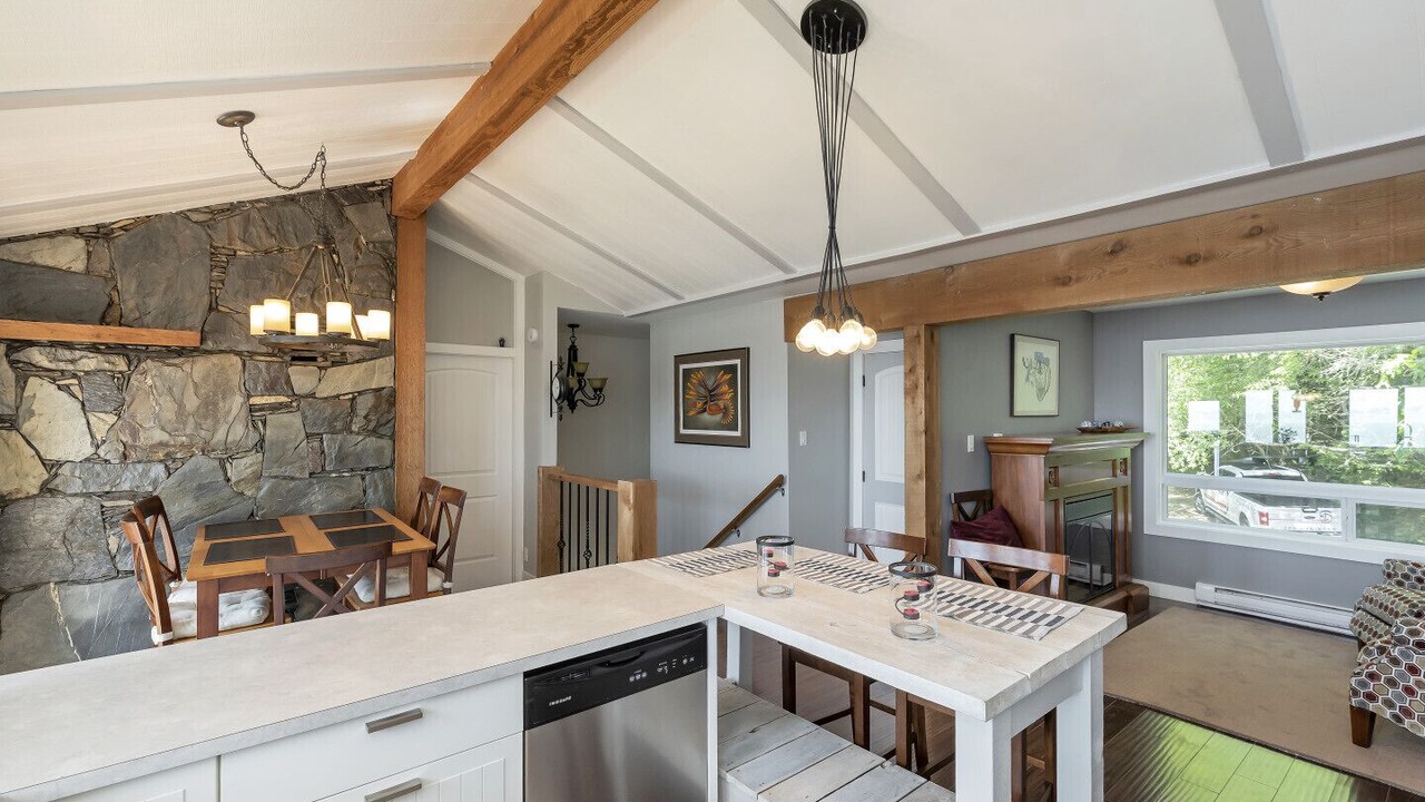 Photo of Kitchen in Otter Point