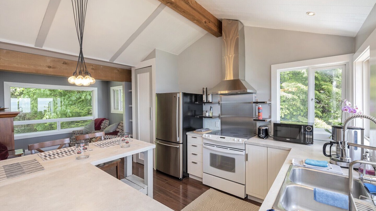 Photo of Kitchen in Otter Point