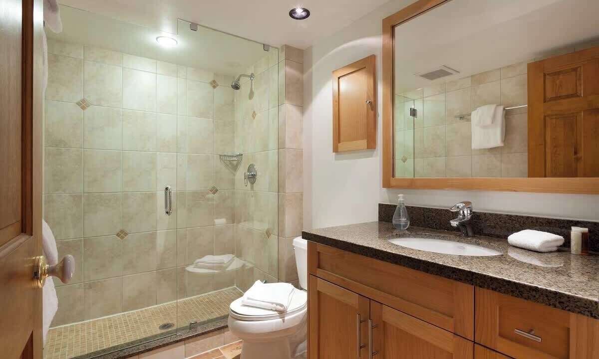 Photo of Bathroom in Upper Village