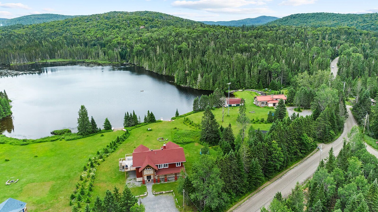 Photo of Outdoor in Val-des-Lacs