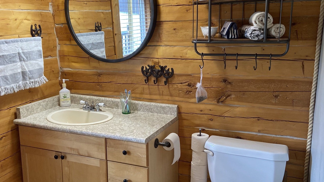 Photo of Bathroom in Sheridan Lake