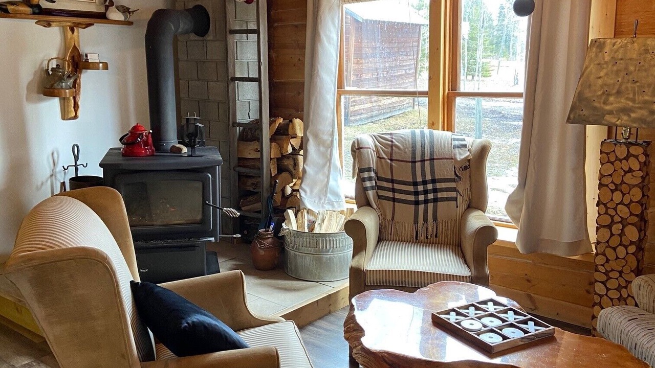 Photo of Livingroom in Sheridan Lake