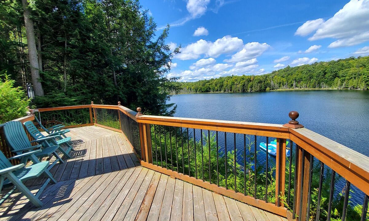 Photo of Patio Balcony in Trent Lakes