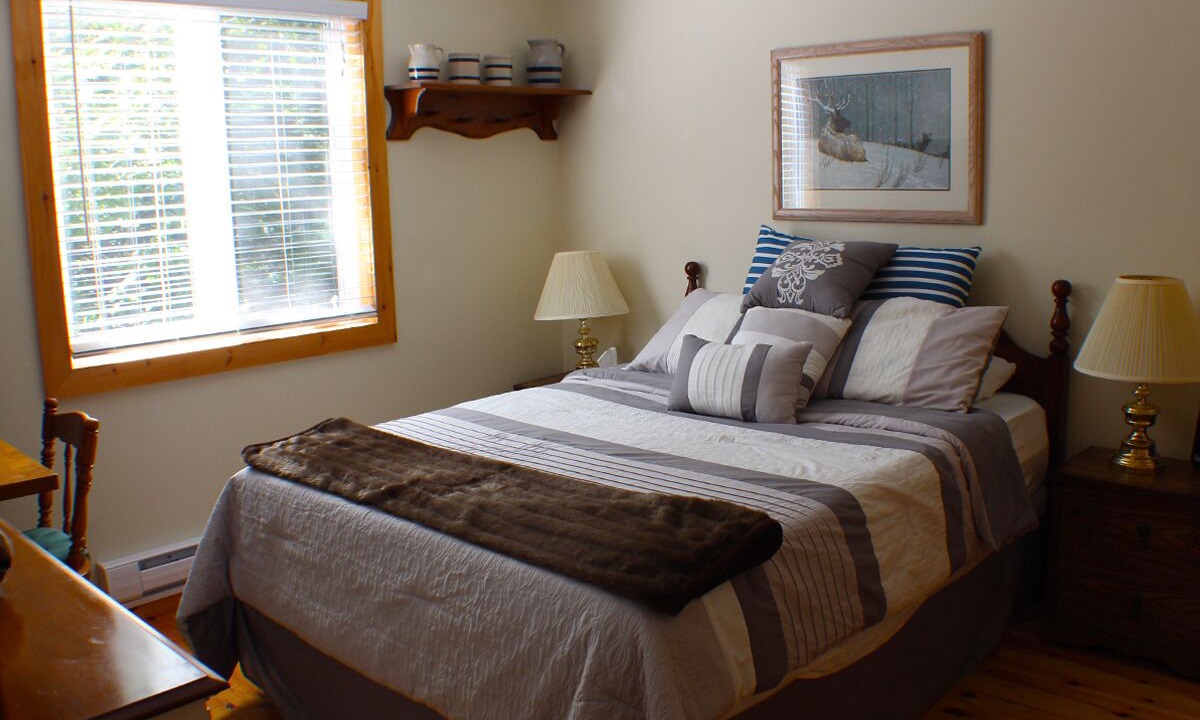 Photo of Bedroom in Trent Lakes