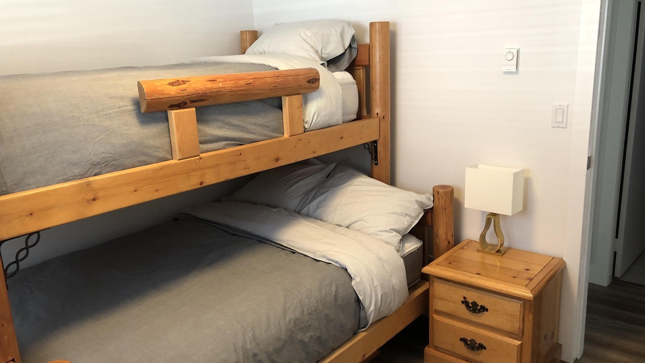 Photo of Bedroom in Downtown Squamish