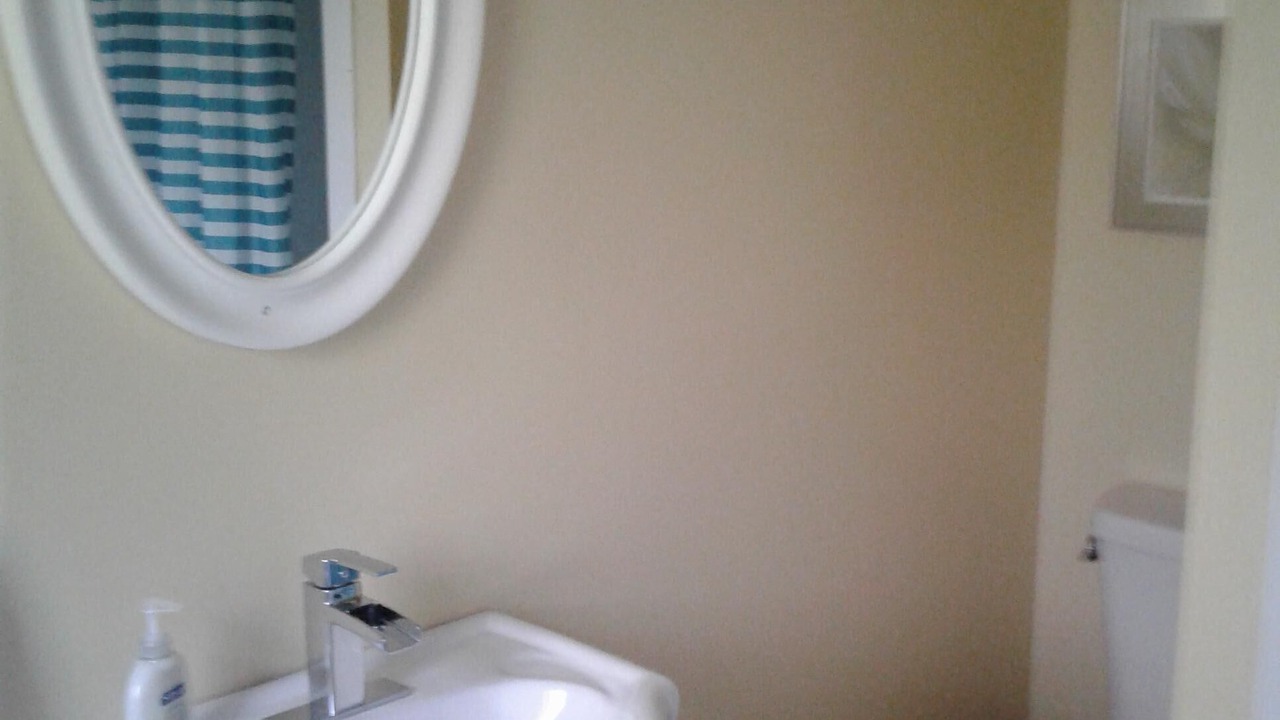 Photo of Bathroom in Queens Square