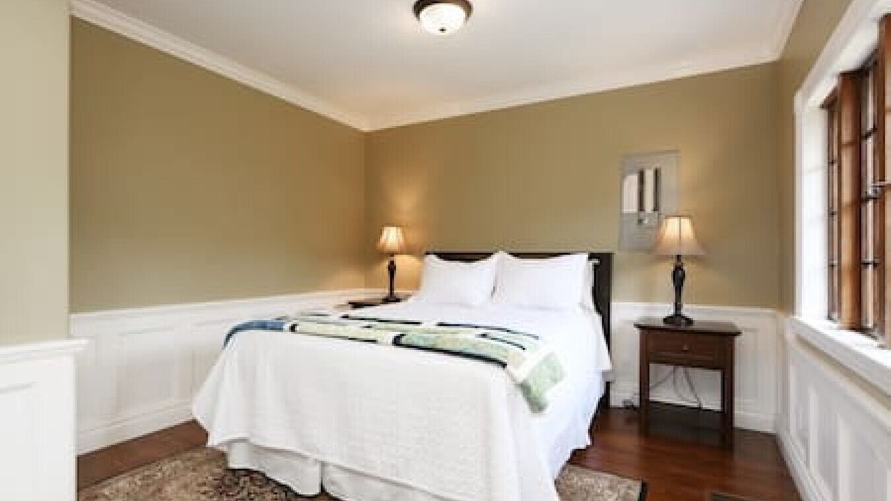 Photo of Bedroom in Saanich