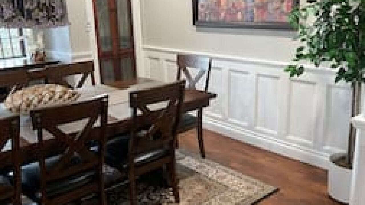 Photo of Livingroom in Saanich