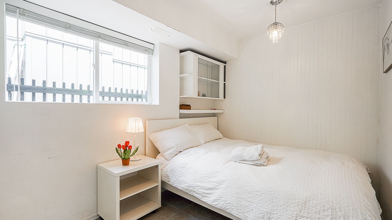 Photo of Bedroom in Upper Lonsdale