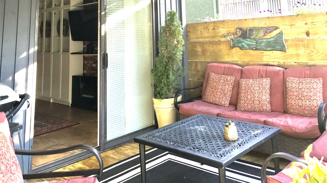 Photo of Patio Balcony in Upper Lonsdale