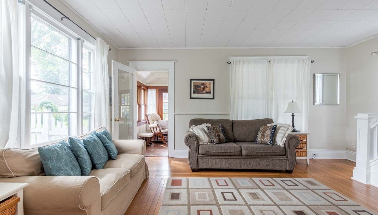 Photo of Bedroom in Crystal Beach