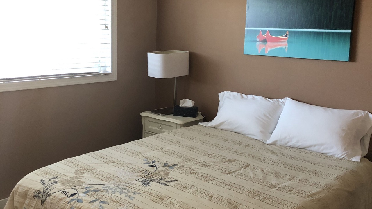 Photo of Bedroom in Okanagan-Similkameen