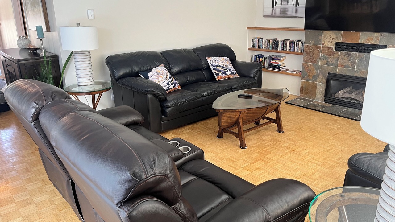 Photo of Livingroom in Okanagan-Similkameen