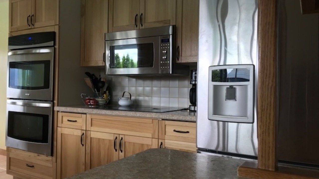 Photo of Kitchen in Okanagan-Similkameen
