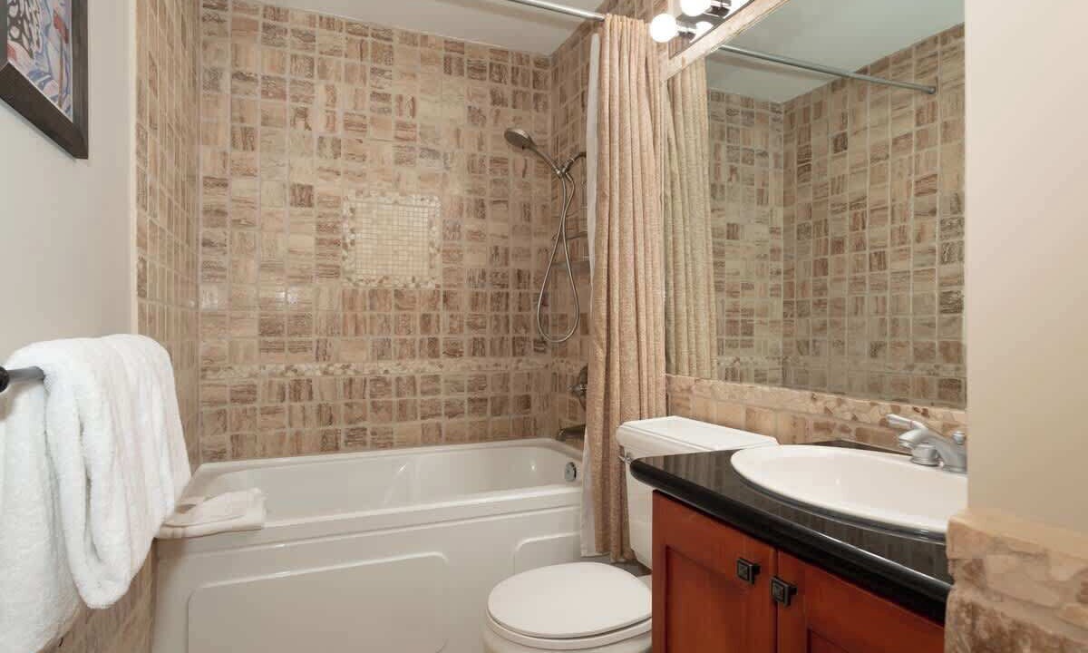 Photo of Bathroom in Upper Village
