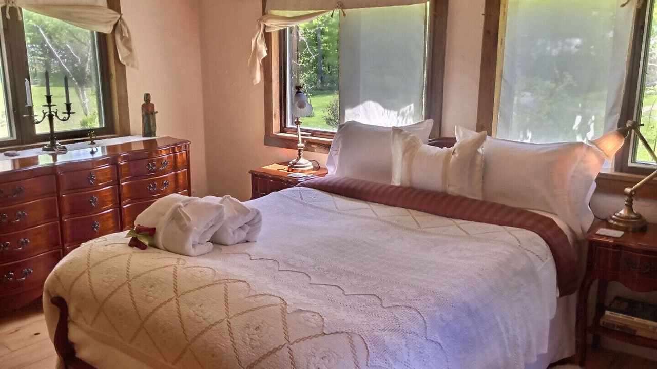 Photo of Bedroom in Sutton