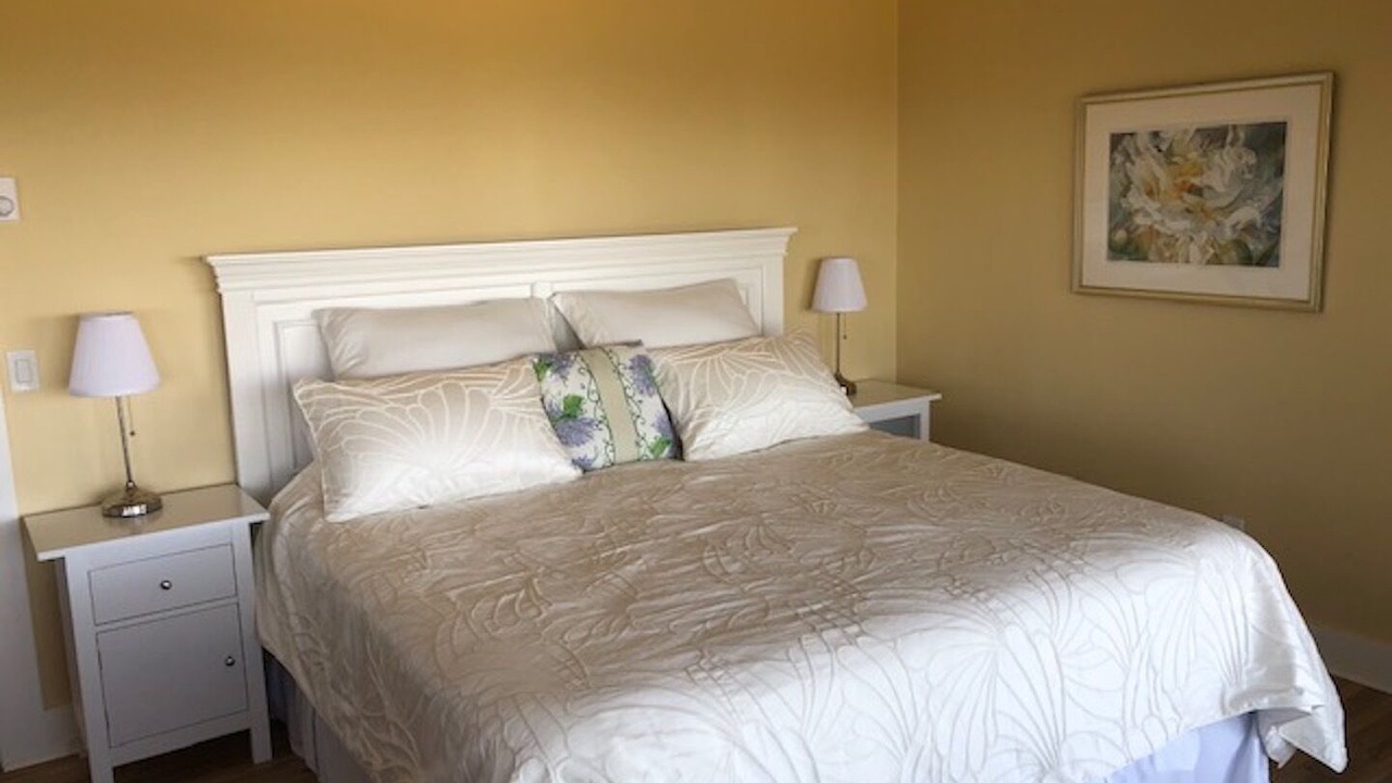 Photo of Bedroom in Salt Spring Island