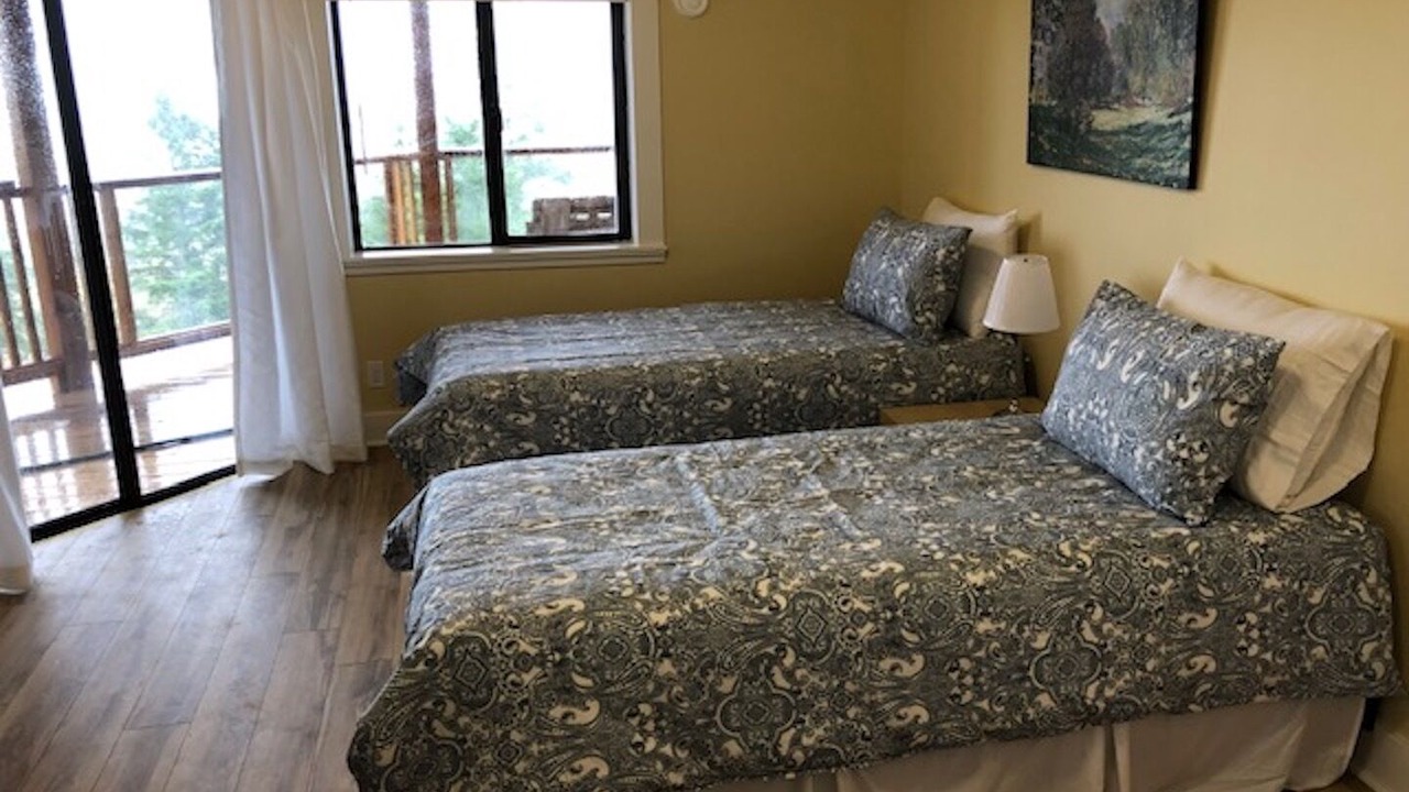 Photo of Bedroom in Salt Spring Island