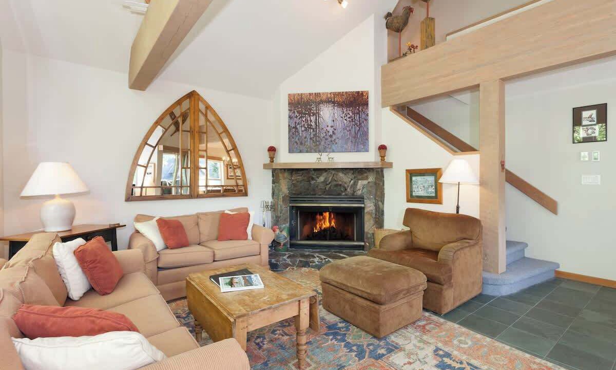 Photo of Livingroom in Blackcomb