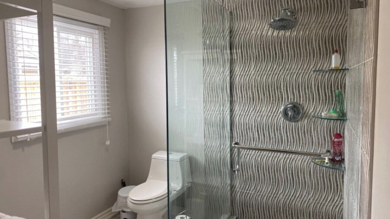 Photo of Bathroom in Big Bay Point