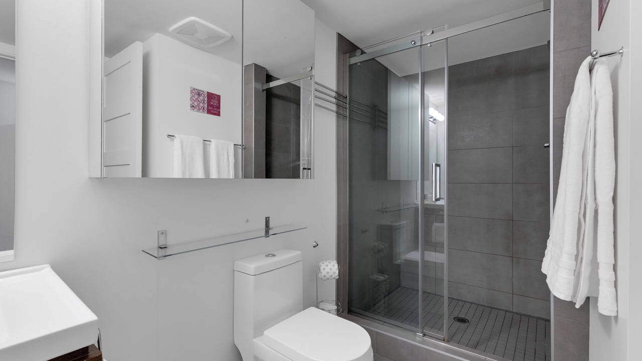 Photo of Bathroom in Plateau Mont Royal