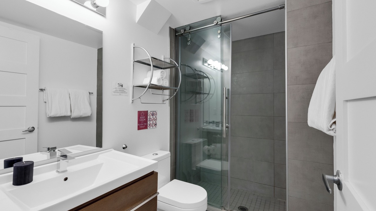 Photo of Bathroom in Plateau Mont Royal