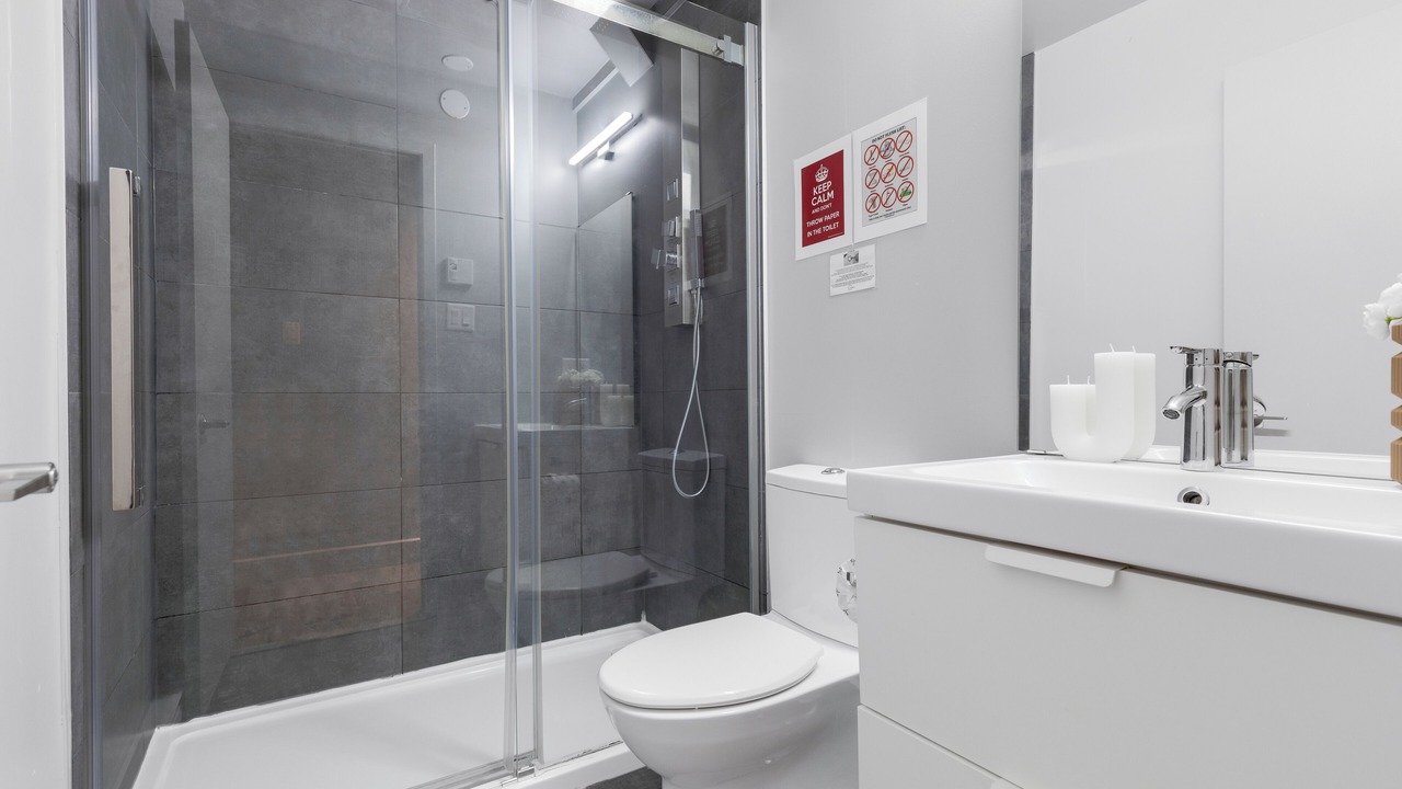 Photo of Bathroom in Plateau Mont Royal