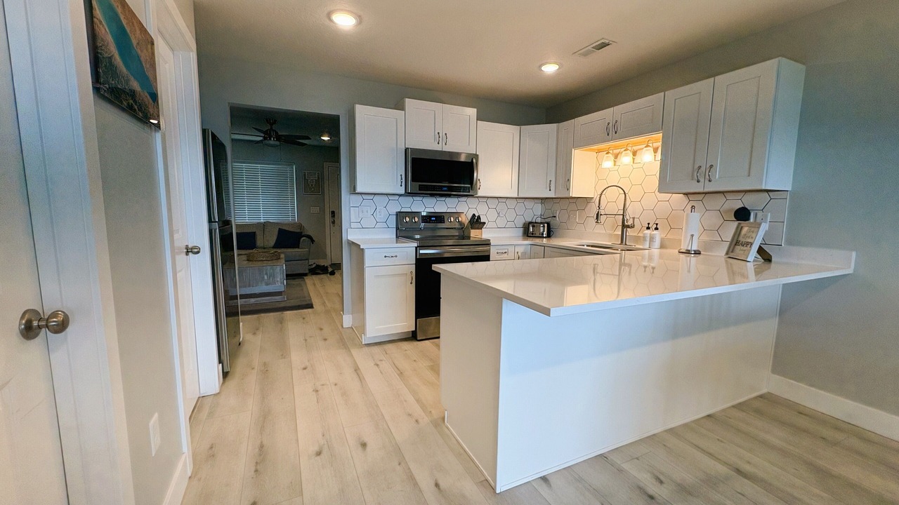 Photo of Bedroom in Harbor Village