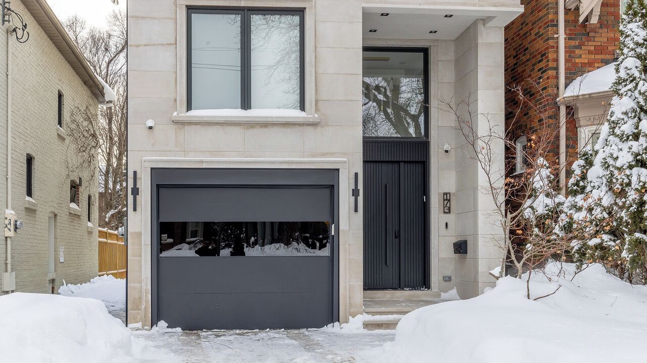 Photo of Outdoor in Midtown Toronto