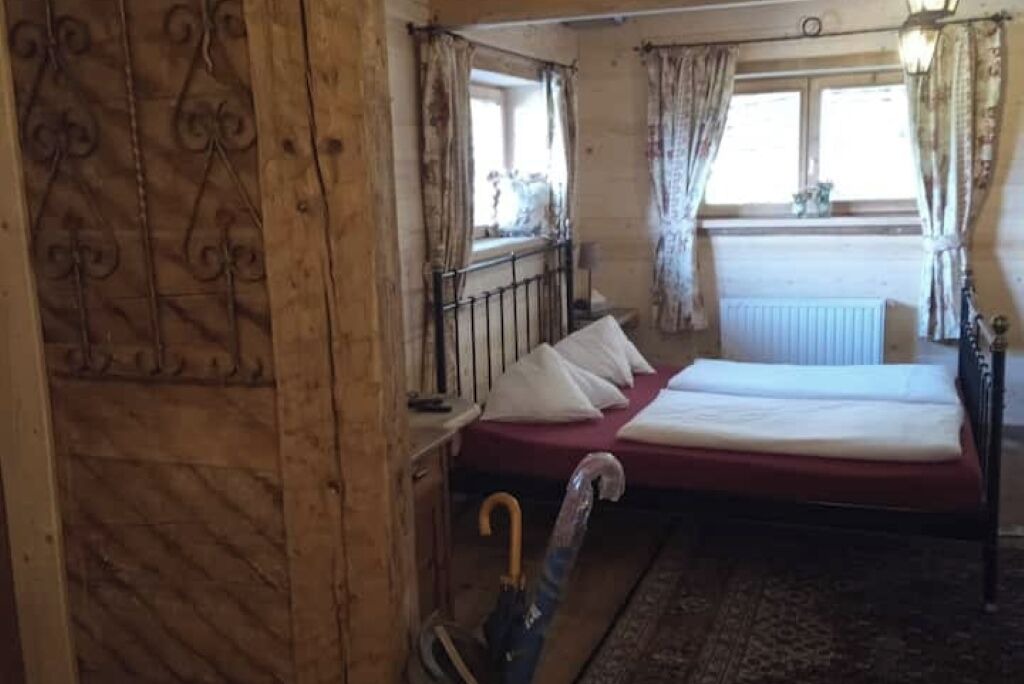 Photo of Bedroom in Ebbs