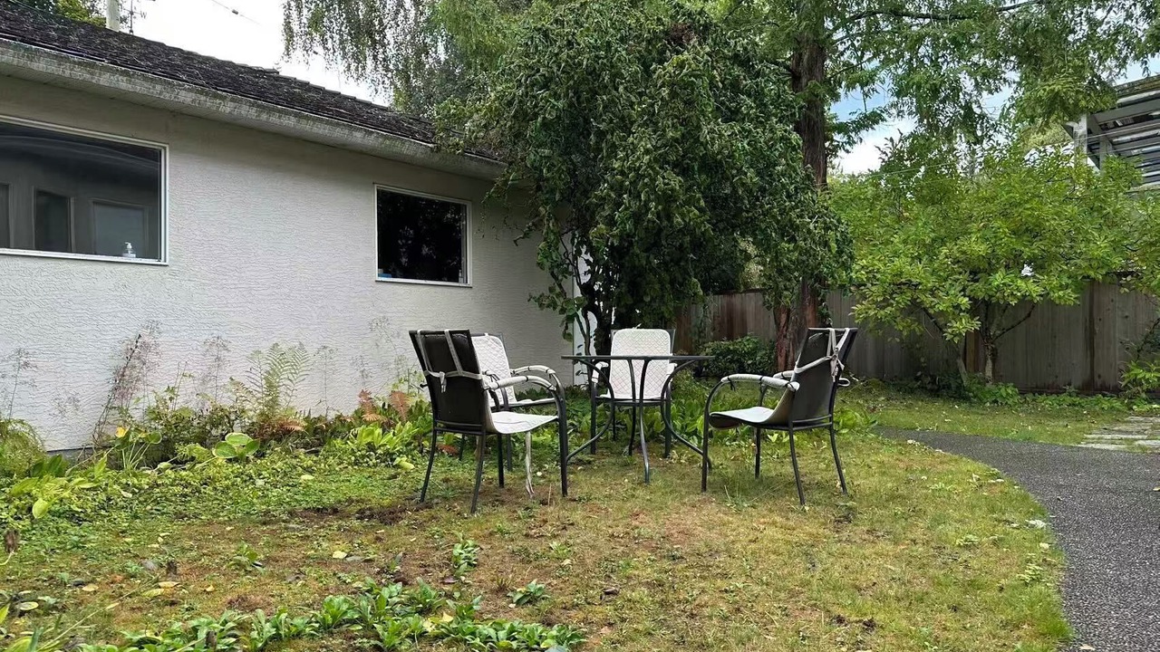 Photo of Outdoor in West Point Grey
