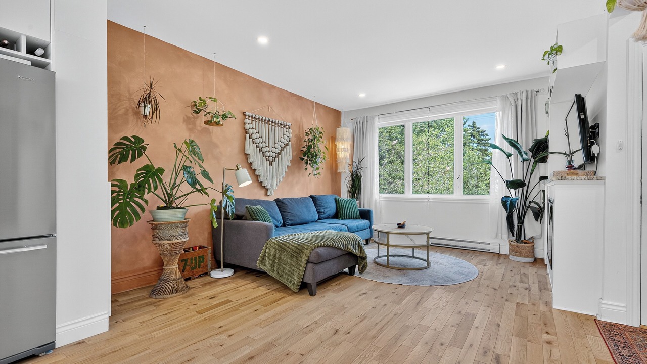 Photo of Livingroom in Montreal