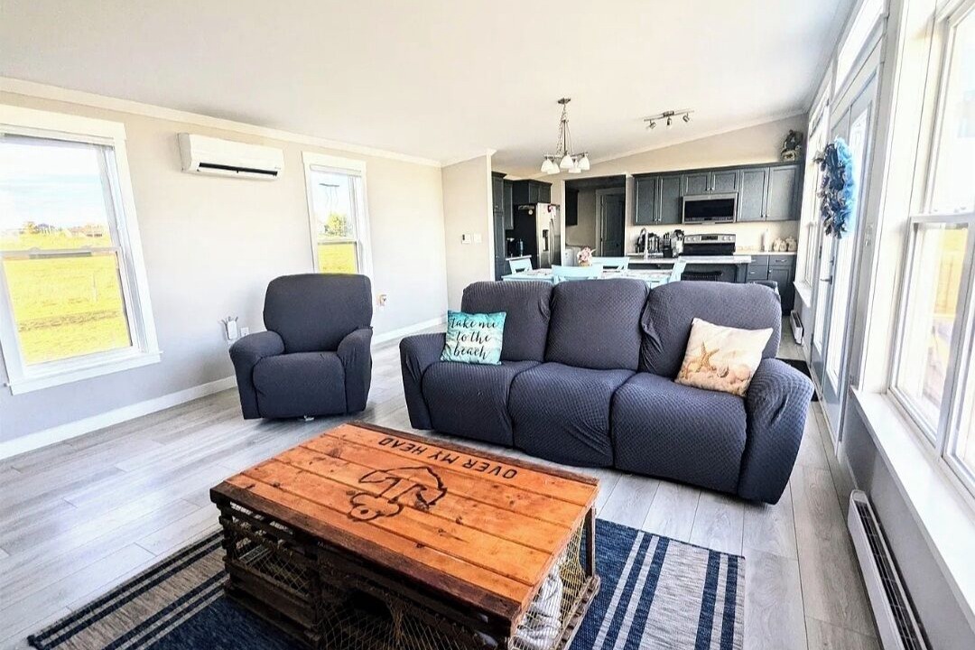 Photo of Livingroom in Lot 8