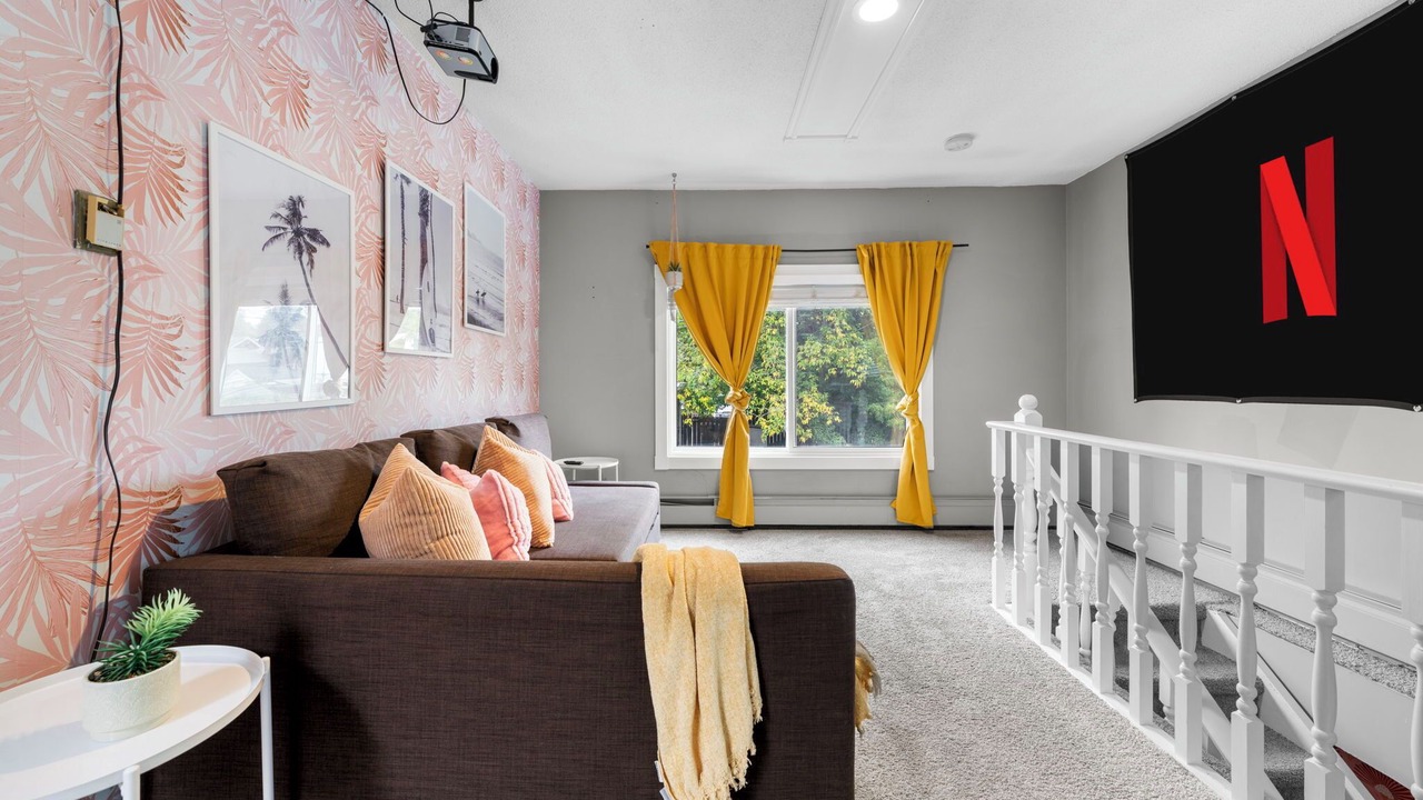 Photo of Livingroom in Southwest Edmonton